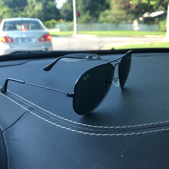 Ray Band Aviator sunglasses black